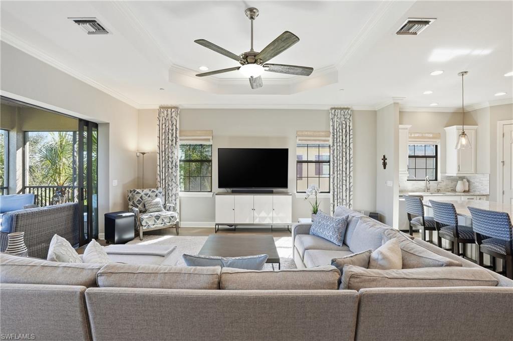 ESPLANADE - Residential