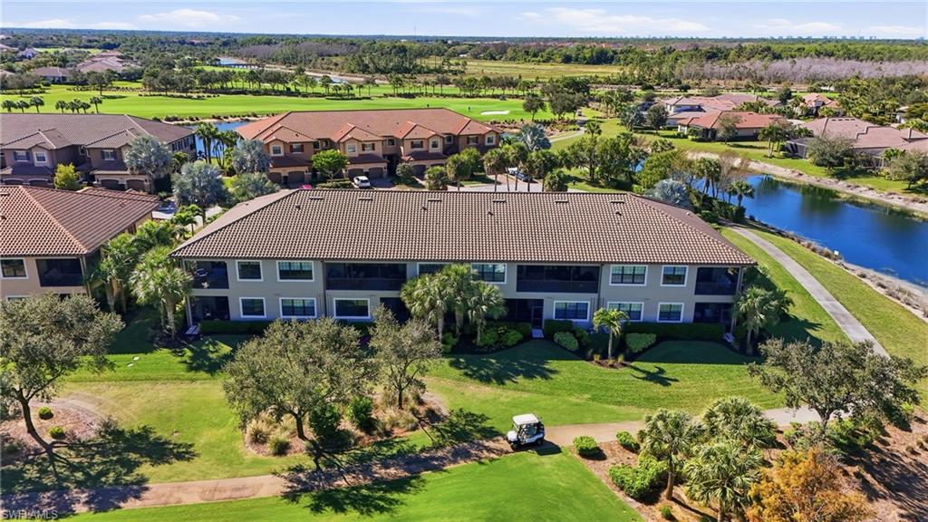 ESPLANADE - Residential