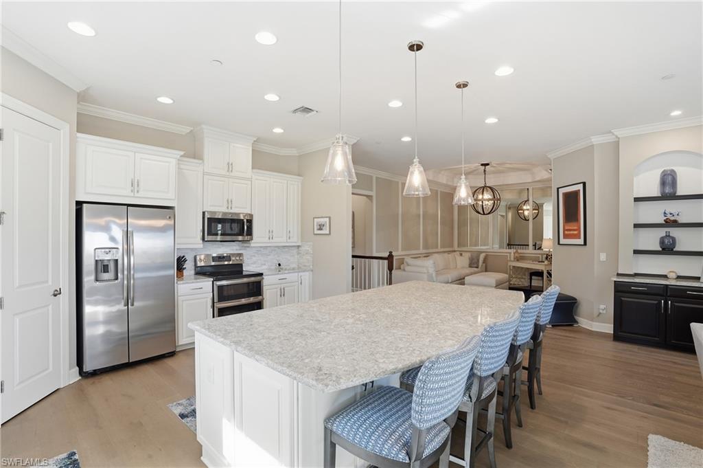 ESPLANADE - Residential