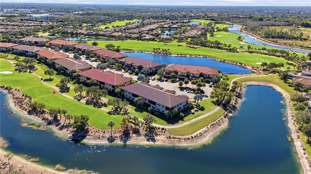 ESPLANADE - Residential