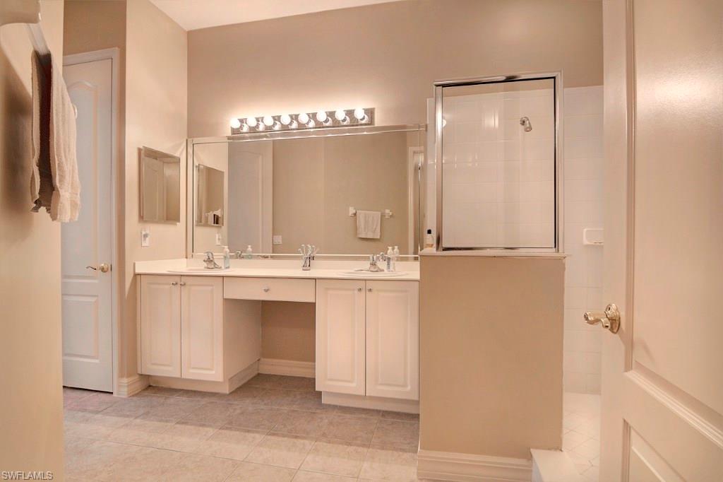 JONATHANS BAY - Residential