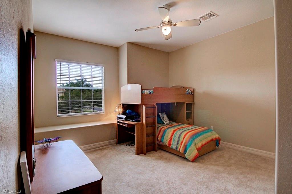 JONATHANS BAY - Residential