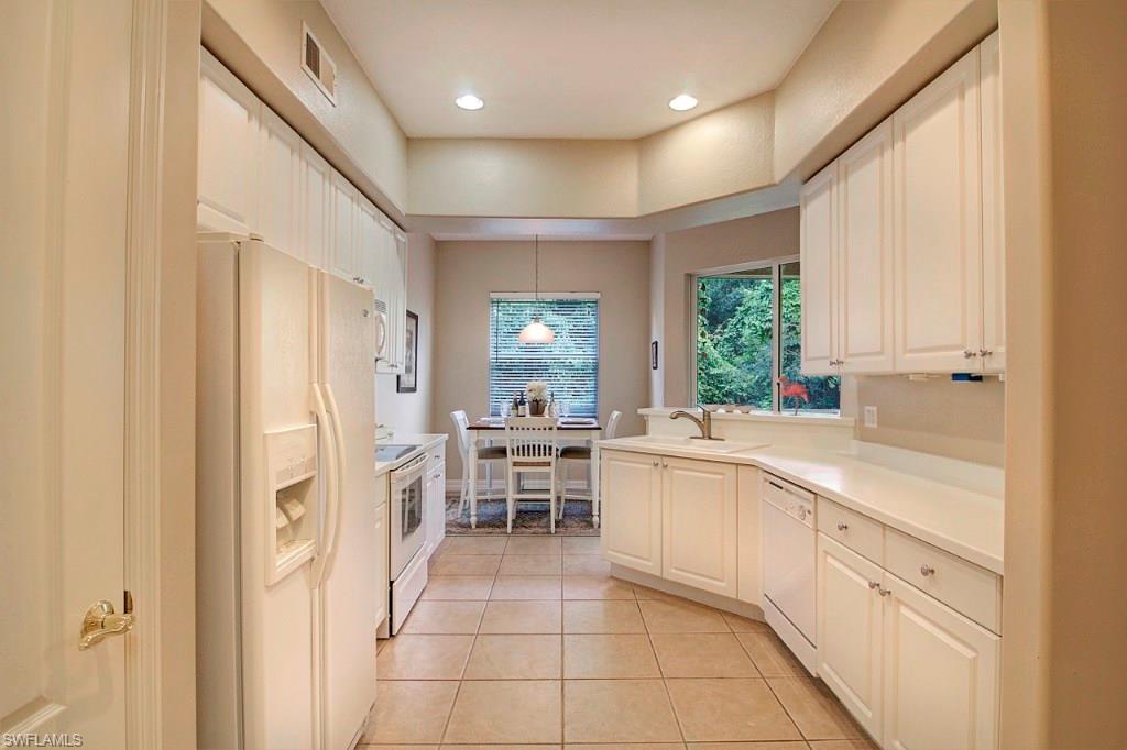 JONATHANS BAY - Residential