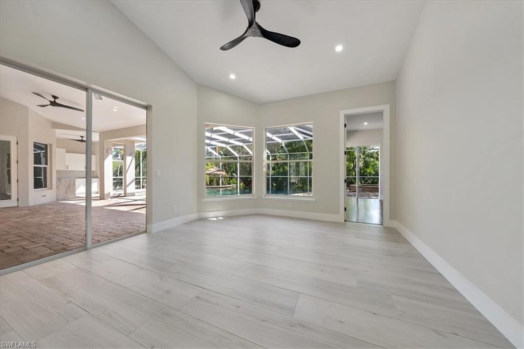 SKYLINE WOODS - Residential