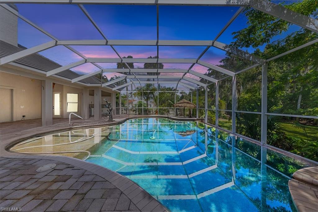 SKYLINE WOODS - Residential