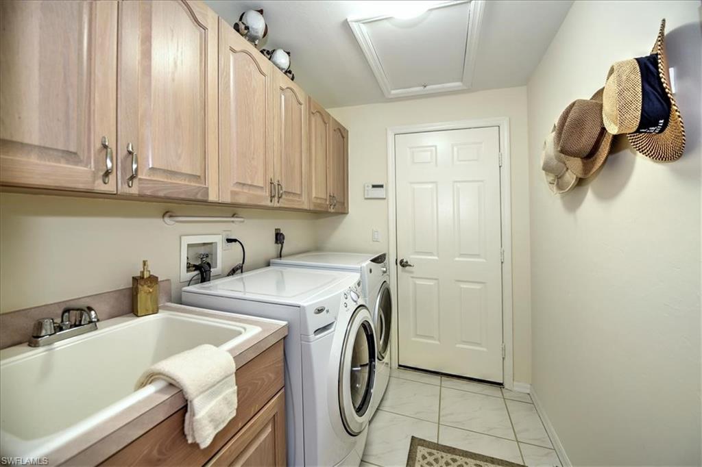 CYPRESS POINTE - Residential