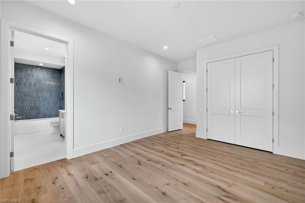 LUCARNO - Residential