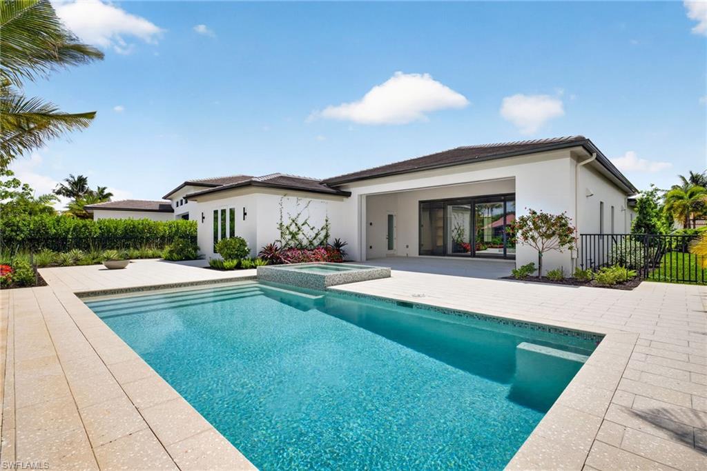 LUCARNO - Residential