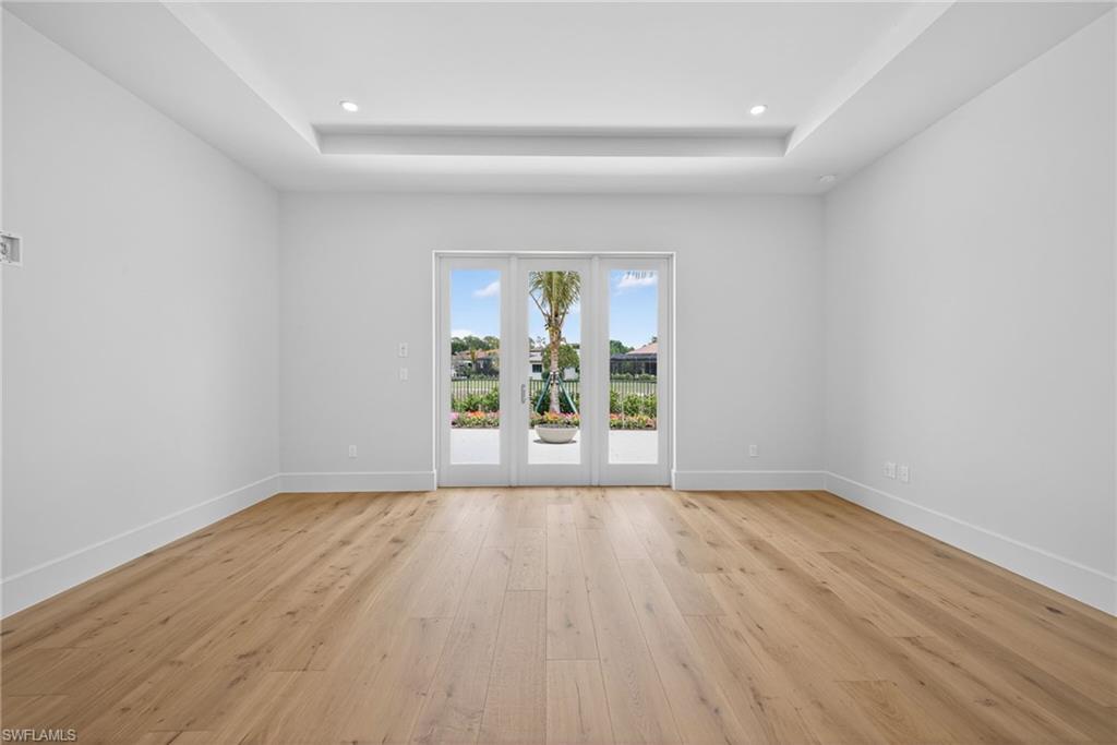 LUCARNO - Residential