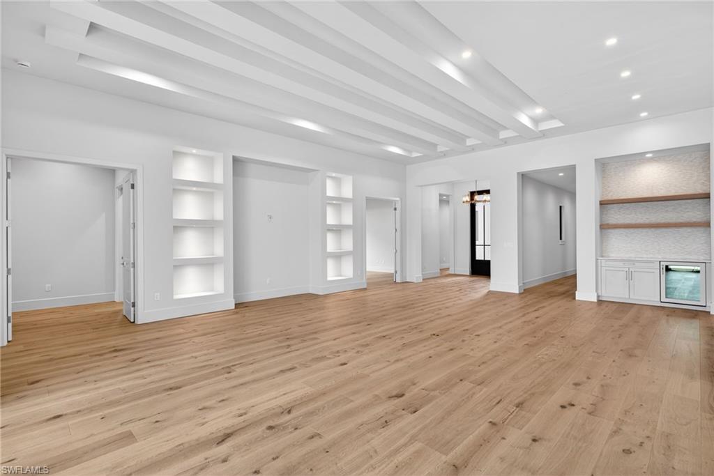 LUCARNO - Residential