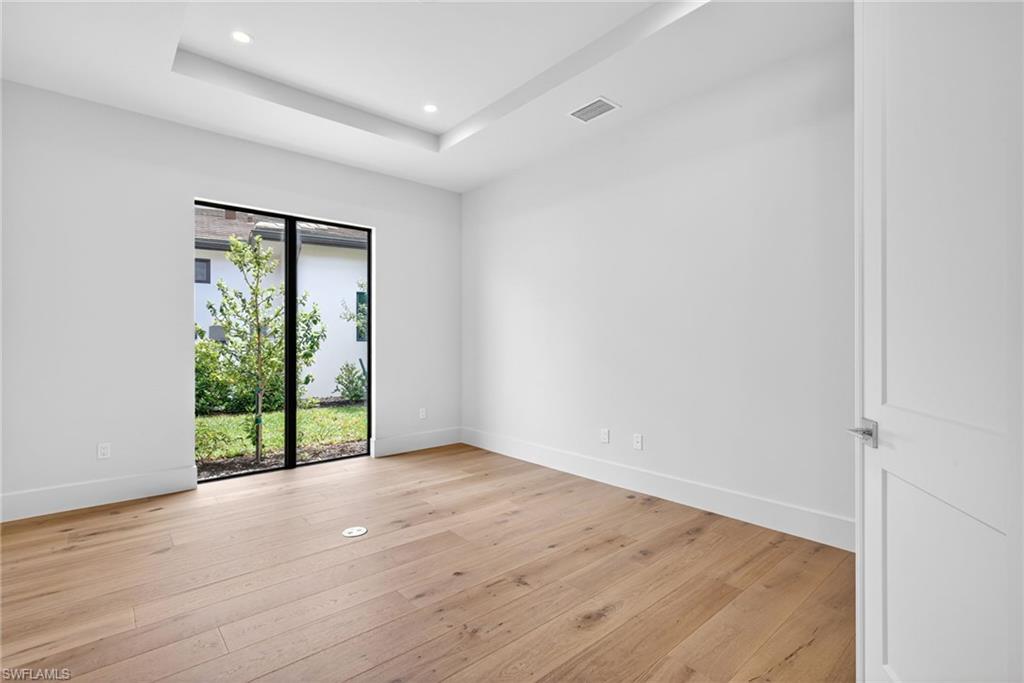 LUCARNO - Residential