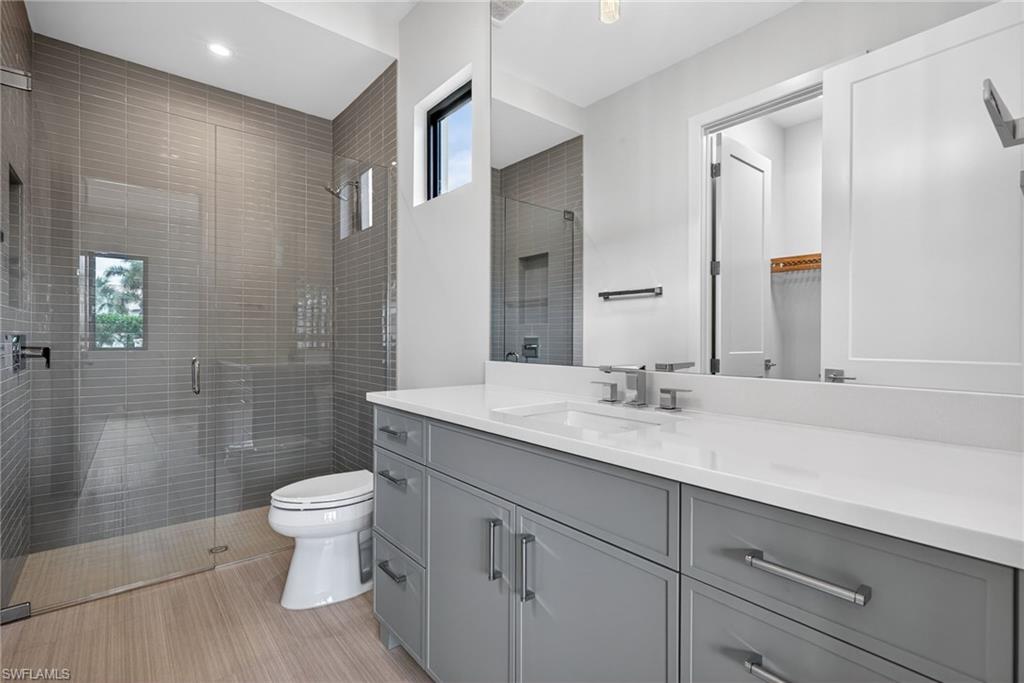 LUCARNO - Residential