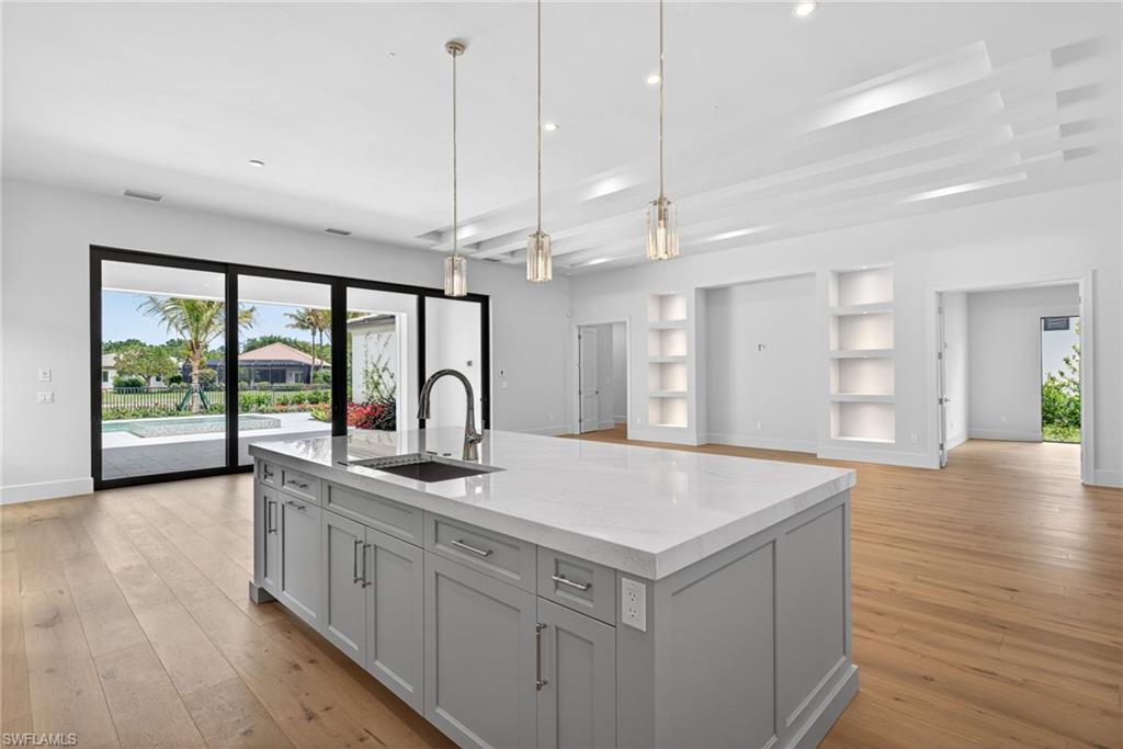 LUCARNO - Residential