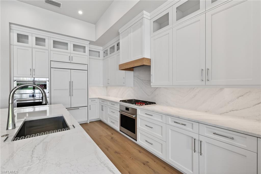 LUCARNO - Residential