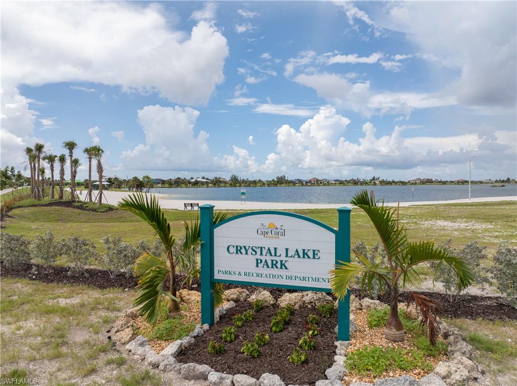 CAPE CORAL - Land