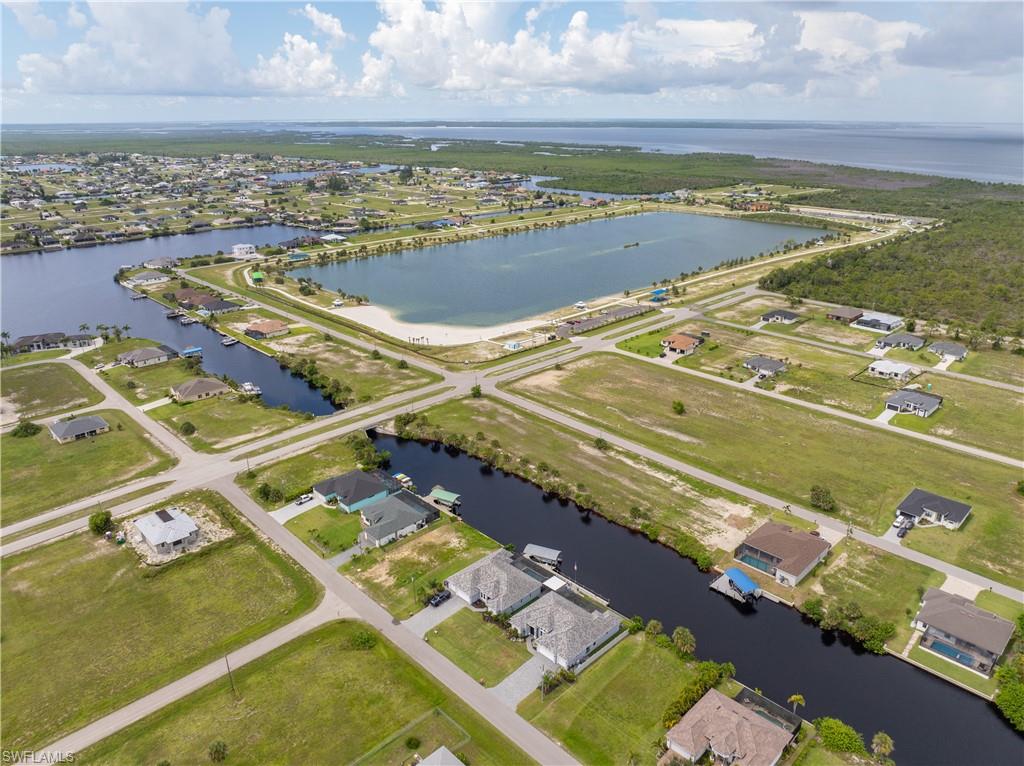 CAPE CORAL - Land