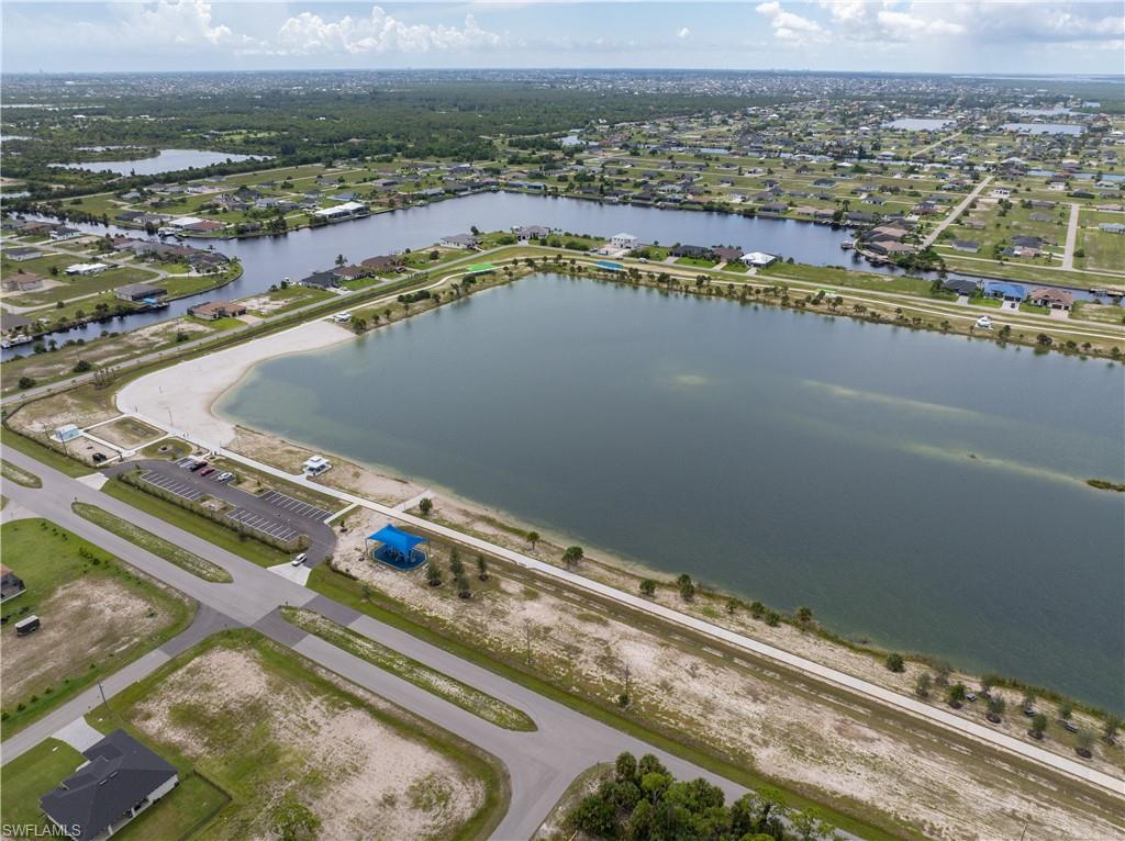 CAPE CORAL - Land