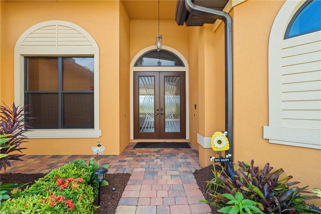2108 SW 38th TER