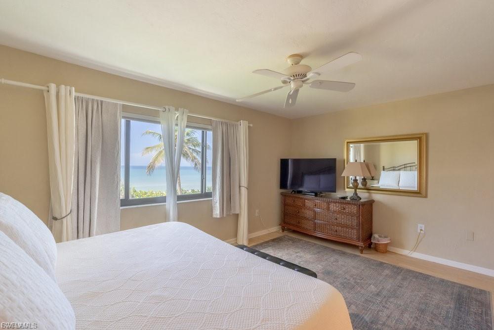 BAYSHORES - Residential Lease