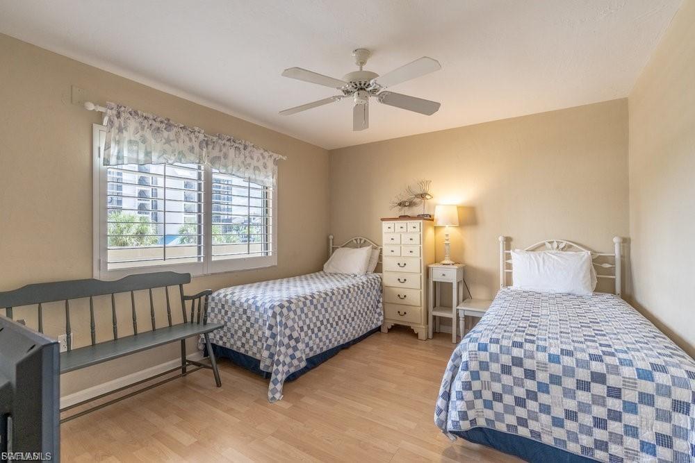 BAYSHORES - Residential Lease