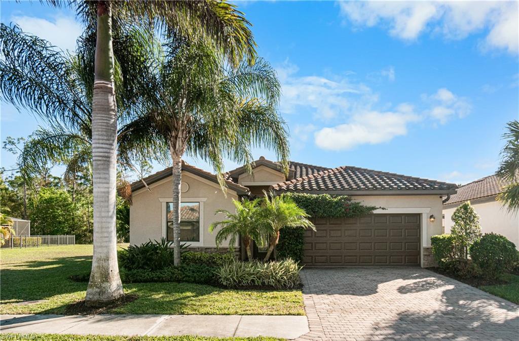 REFLECTION ISLES - Residential