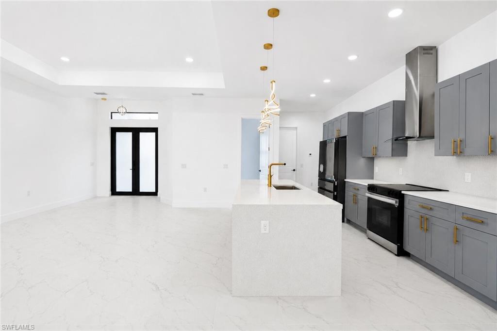 LEHIGH ACRES - Residential