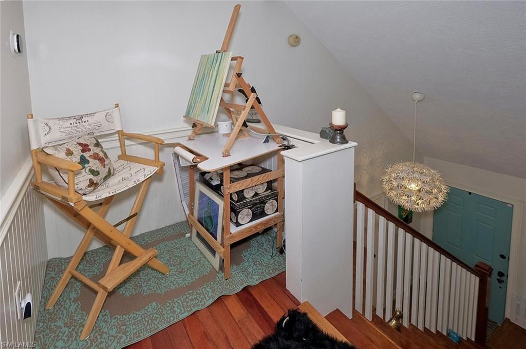 SAN CARLOS PARK - Residential