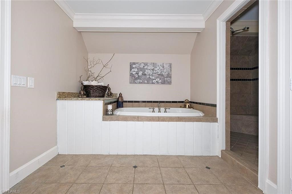 SAN CARLOS PARK - Residential