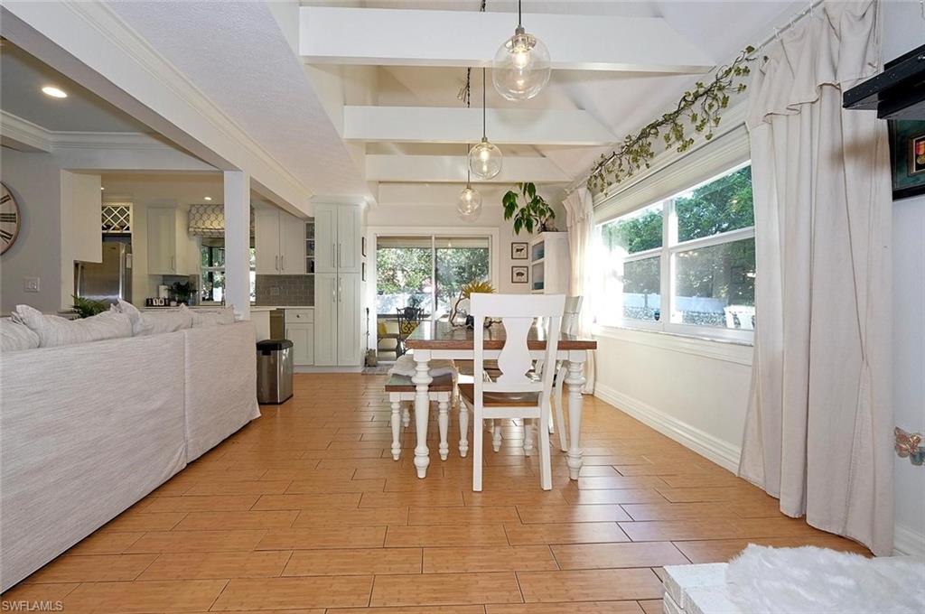 SAN CARLOS PARK - Residential