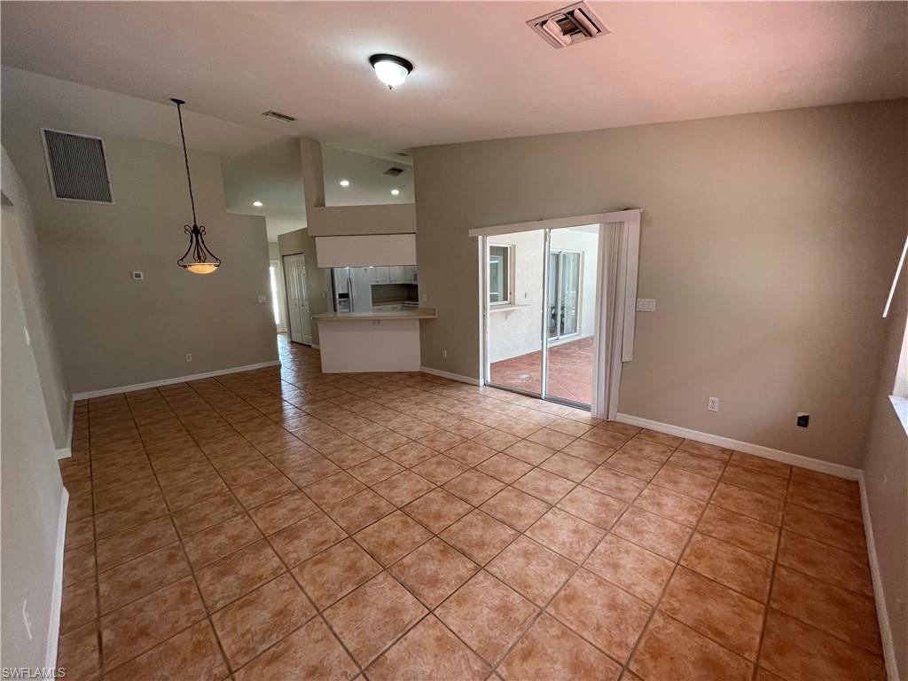 BERKSHIRE LAKES - Residential Lease