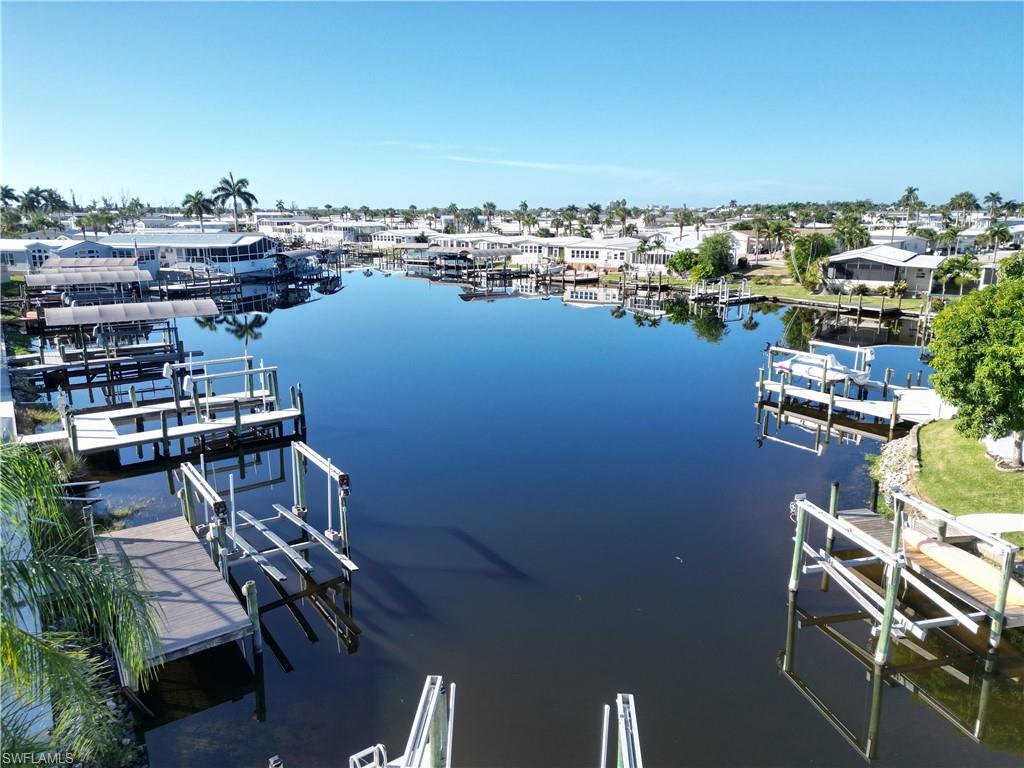 BAYSIDE ESTATES - Residential