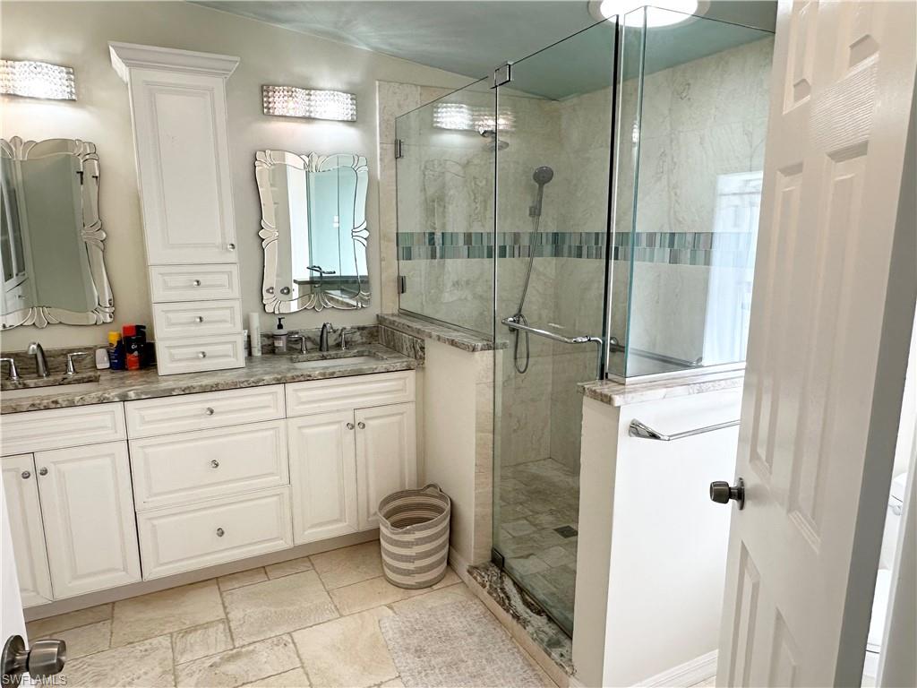 BAYSIDE ESTATES - Residential