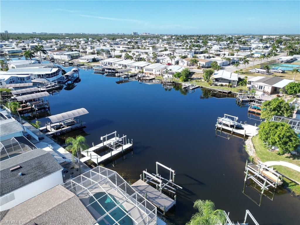 BAYSIDE ESTATES - Residential