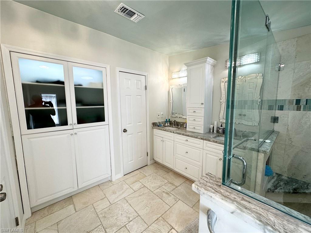 BAYSIDE ESTATES - Residential