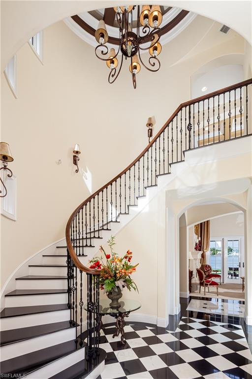 ROYAL HARBOR - Residential