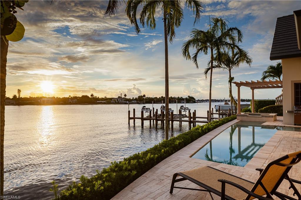 ROYAL HARBOR - Residential