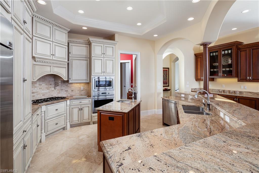 ROYAL HARBOR - Residential