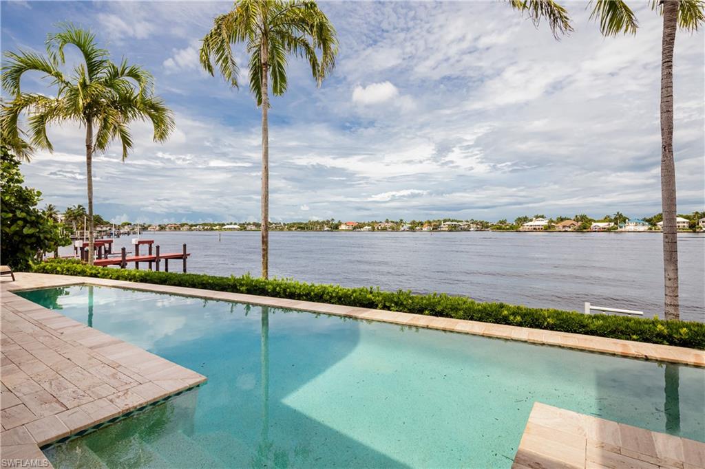 ROYAL HARBOR - Residential