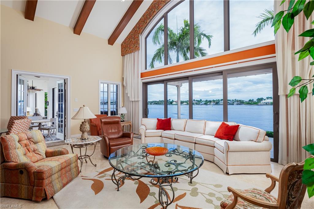 ROYAL HARBOR - Residential