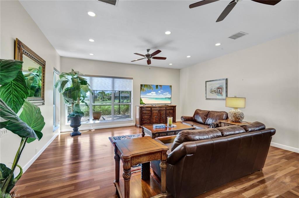 SPANISH WELLS - Residential