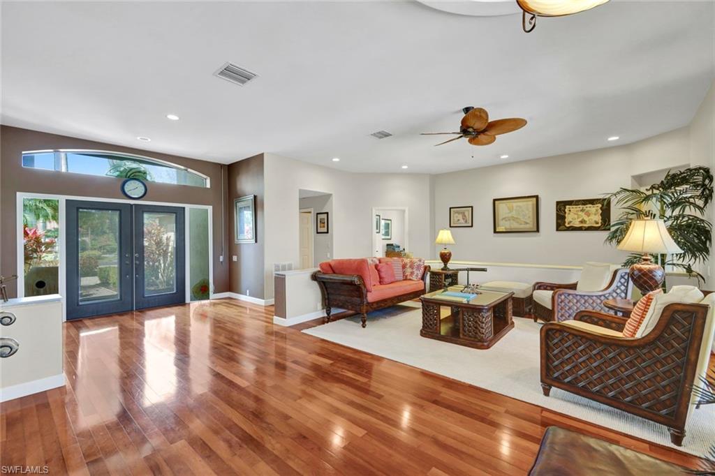 SPANISH WELLS - Residential