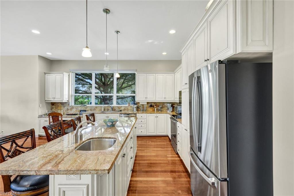 SPANISH WELLS - Residential