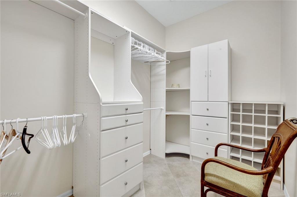 SPANISH WELLS - Residential