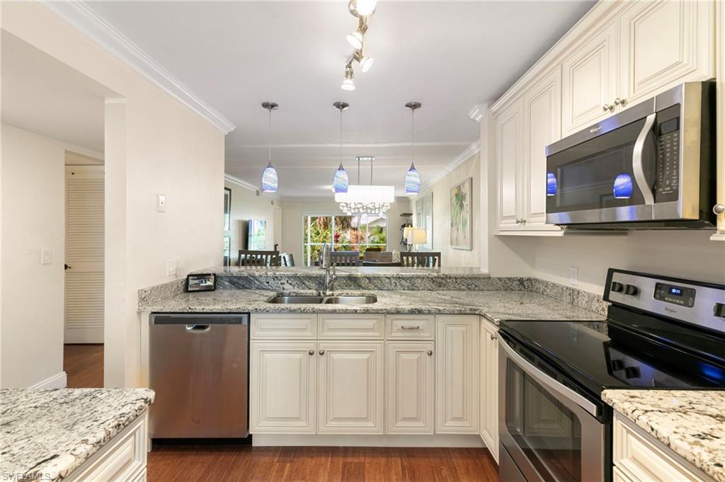 NAPLES SANDPIPER BAY CLUB - Residential