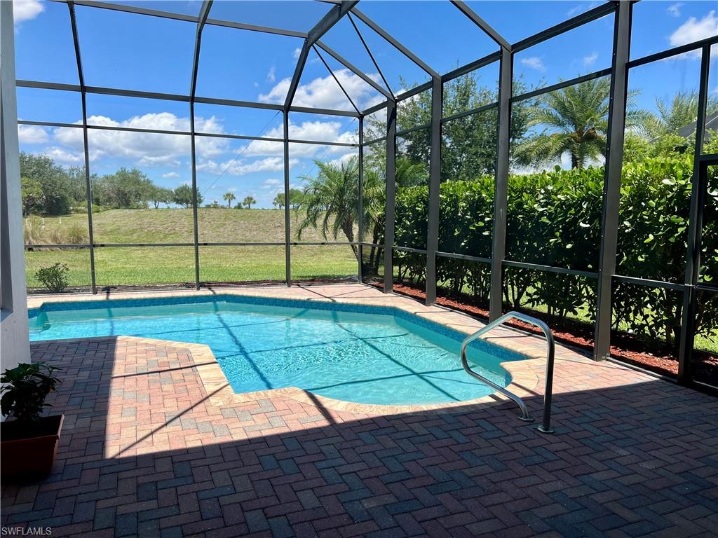 MAPLE RIDGE - Residential Lease