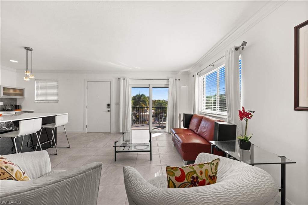 CENTRAL GARDEN - Residential