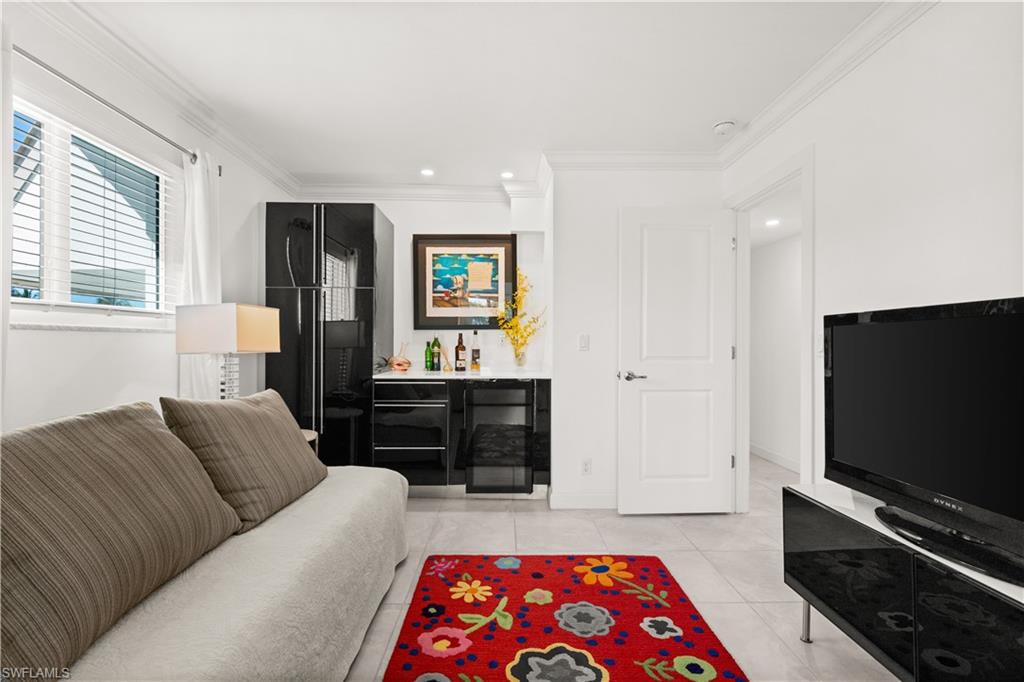 CENTRAL GARDEN - Residential