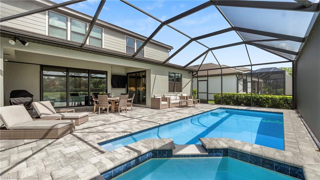 VENTANA POINTE - Residential