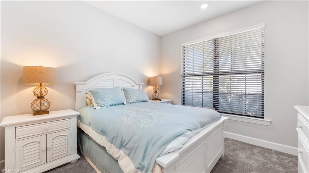 VENTANA POINTE - Residential