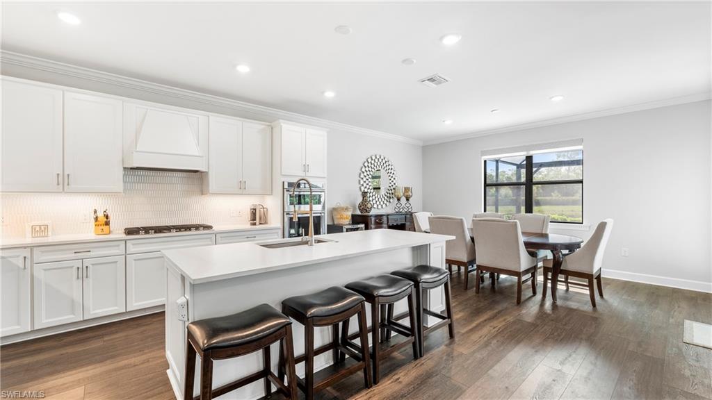 VENTANA POINTE - Residential